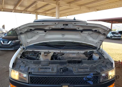 2019 Chevrolet Express 2500 Work Van from USA, damaged, VIN 1GCWGAFP8K1164089